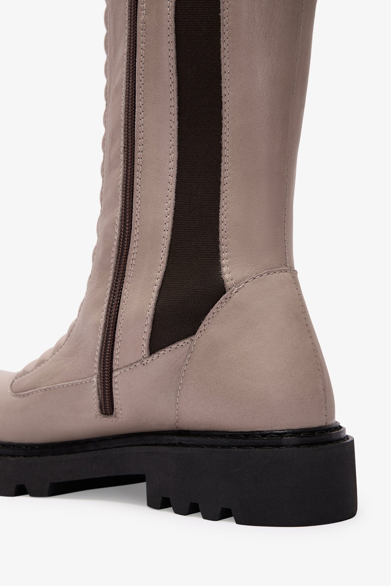 #Taupe