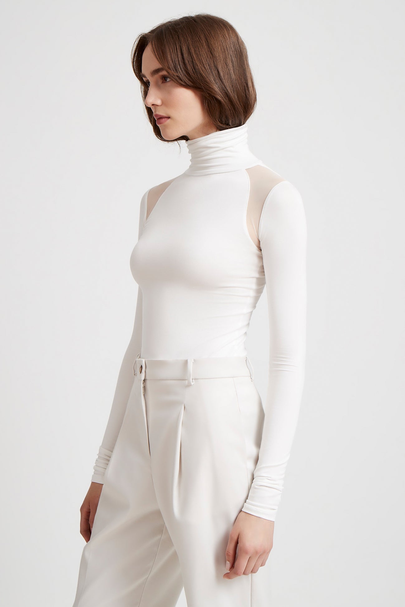 #Off White
