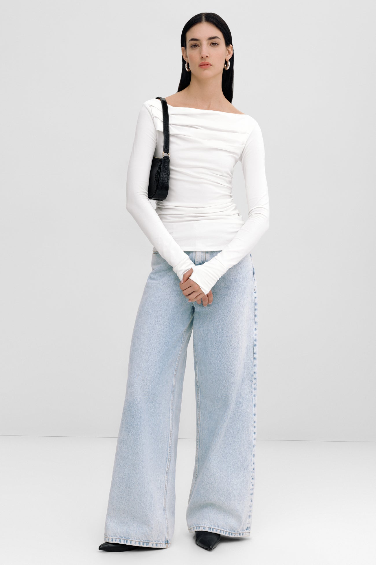 #Off White
