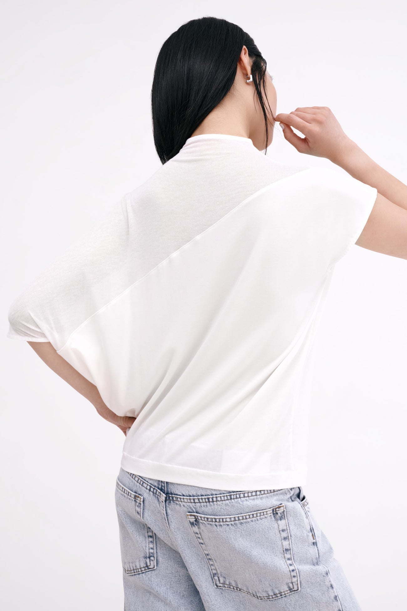 #Off White