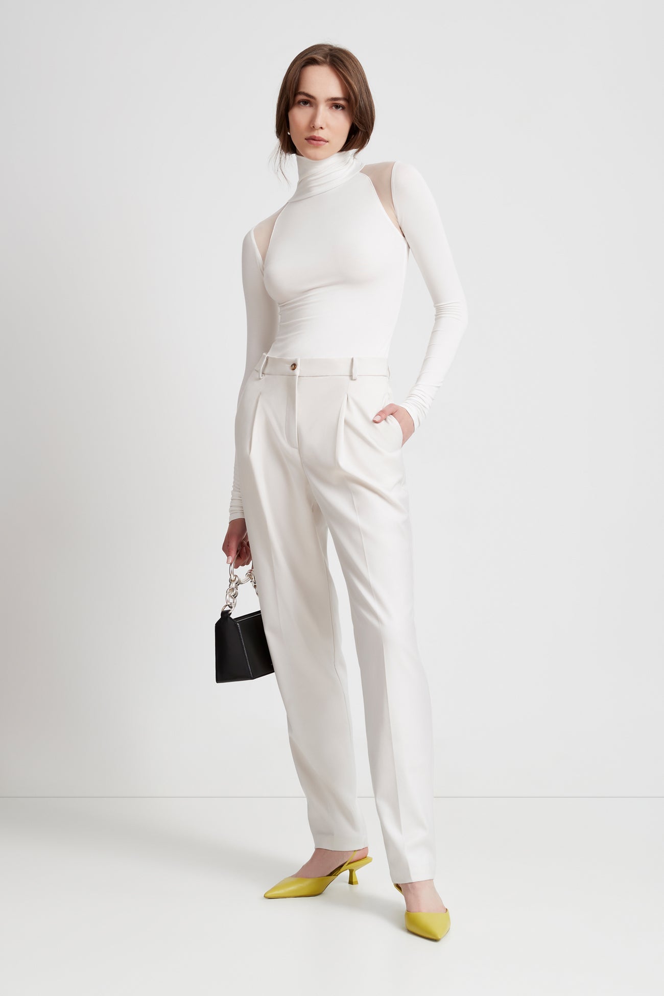 #Off White