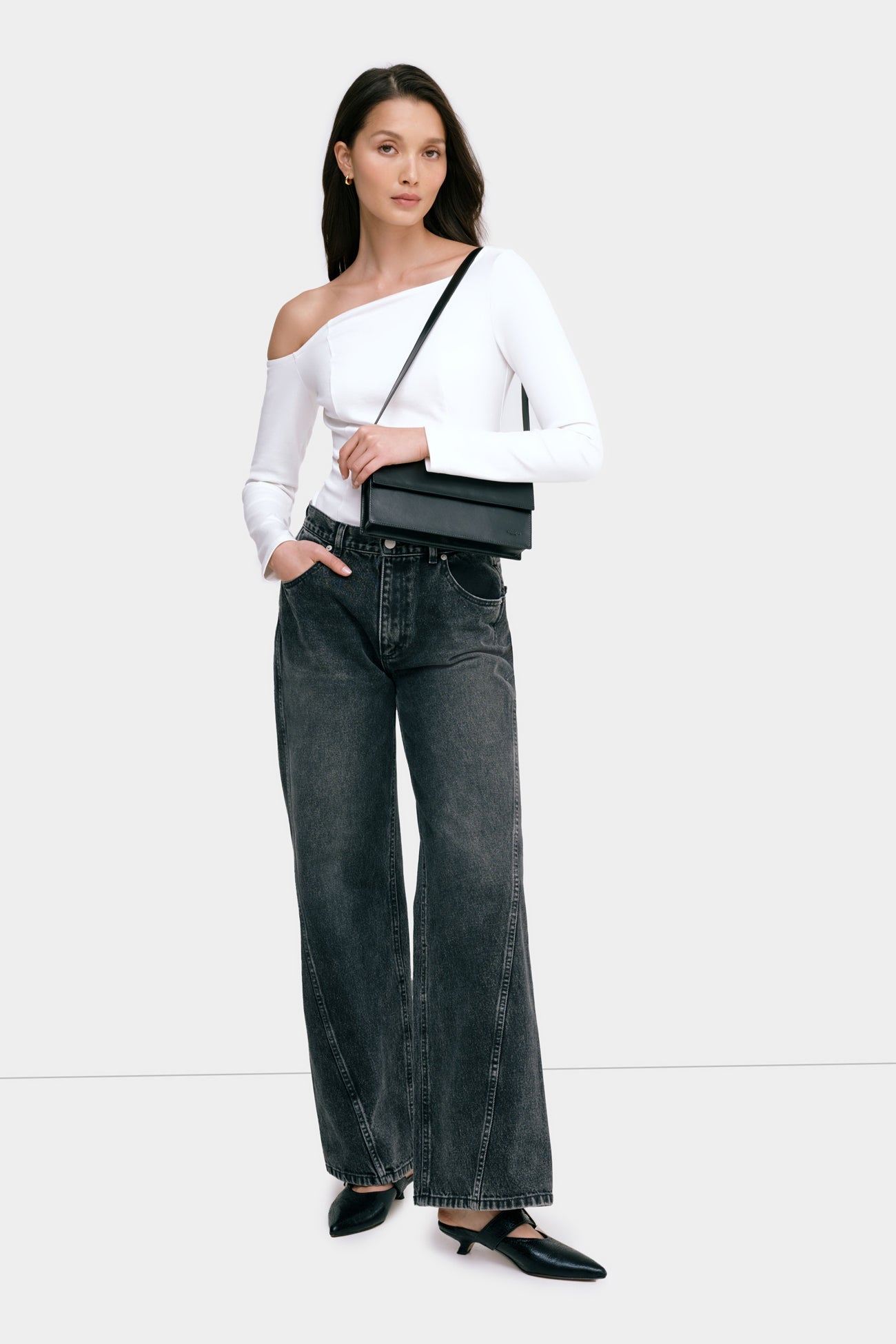 #Off White