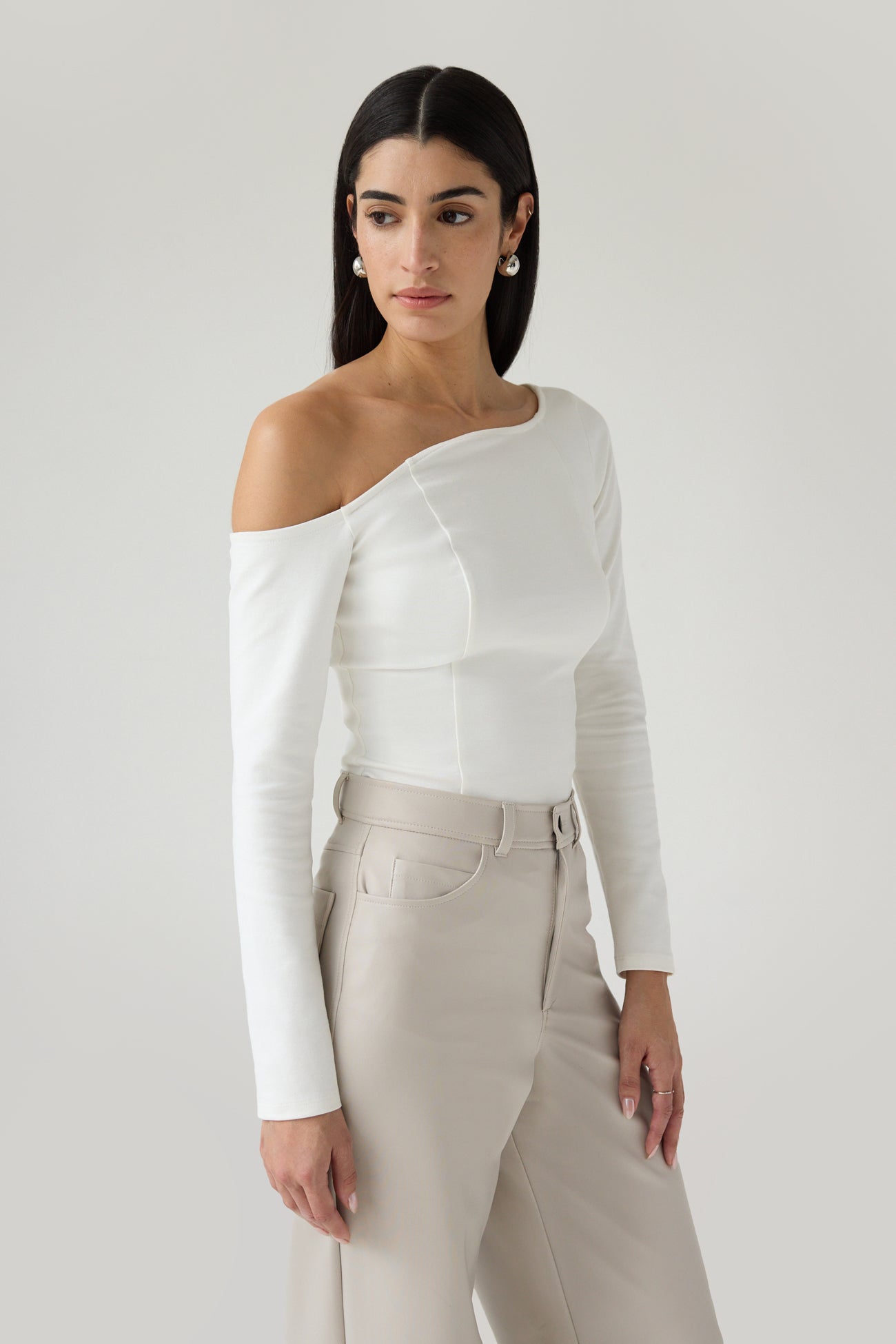 #Off White