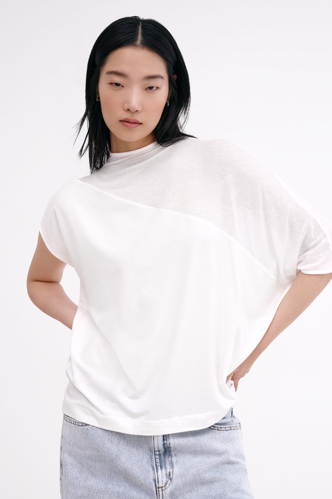 #Off White