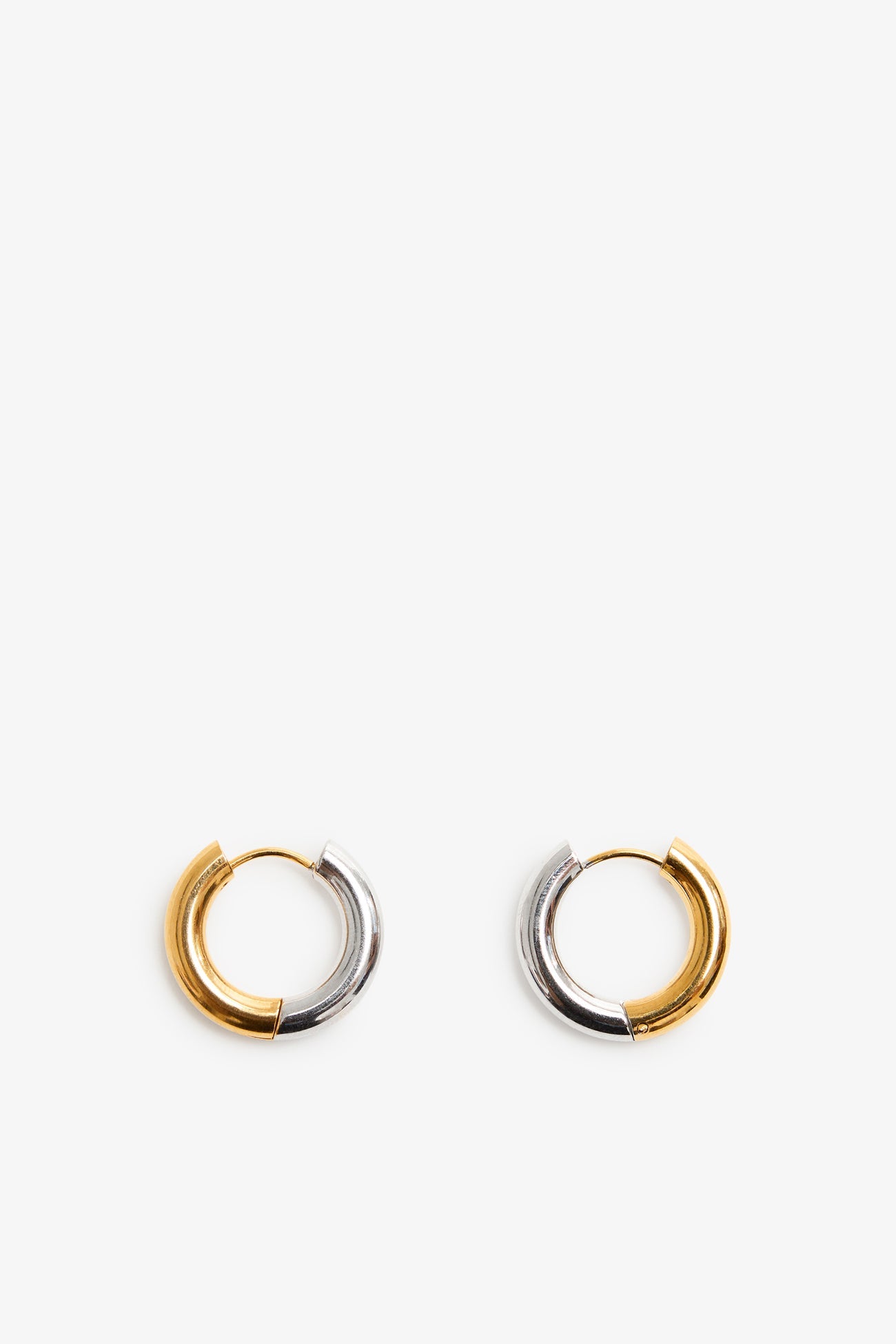 #Two-Toned